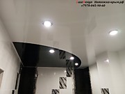 комбинированный потолок в ванной