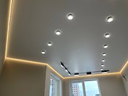 Натяжной потолок с трековым освещением Ultra Slim